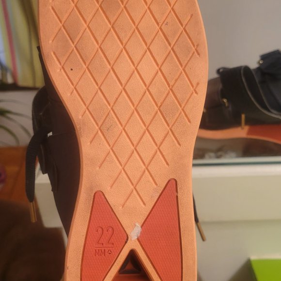 Reebok Legacy Lifters - Picture 2 of 4